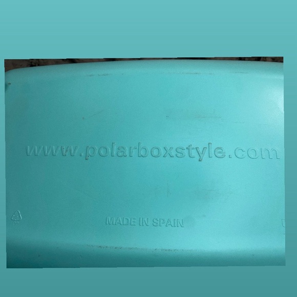 Polarbox cooler in cyan & pink 🧊 - Picture 4 of 4